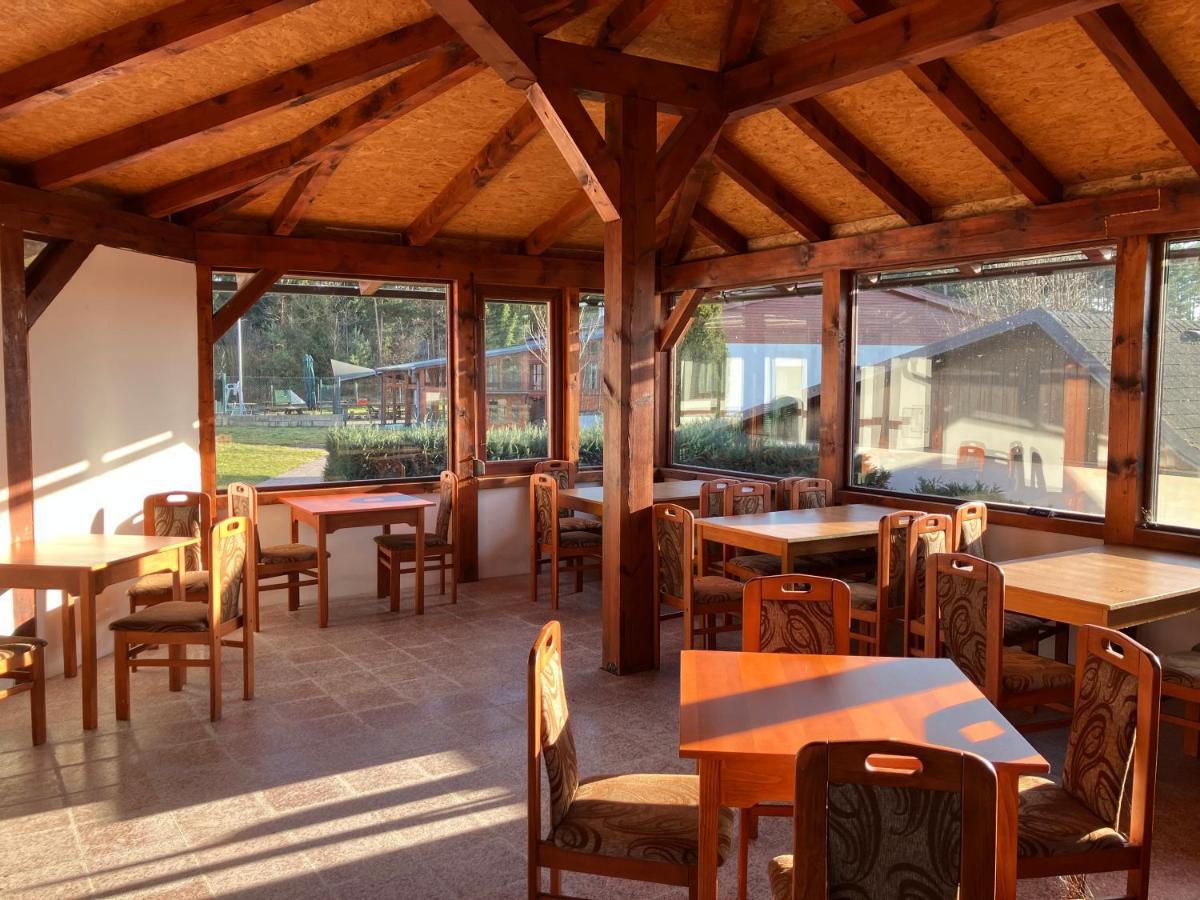 Raj Sportovni A Rekreacni Resort Branzez Knezmost Экстерьер фото