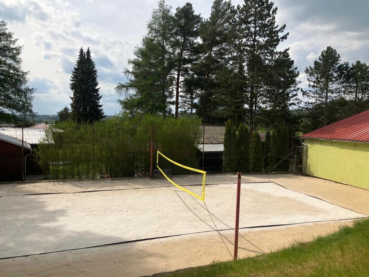 Raj Sportovni A Rekreacni Resort Branzez Knezmost Экстерьер фото