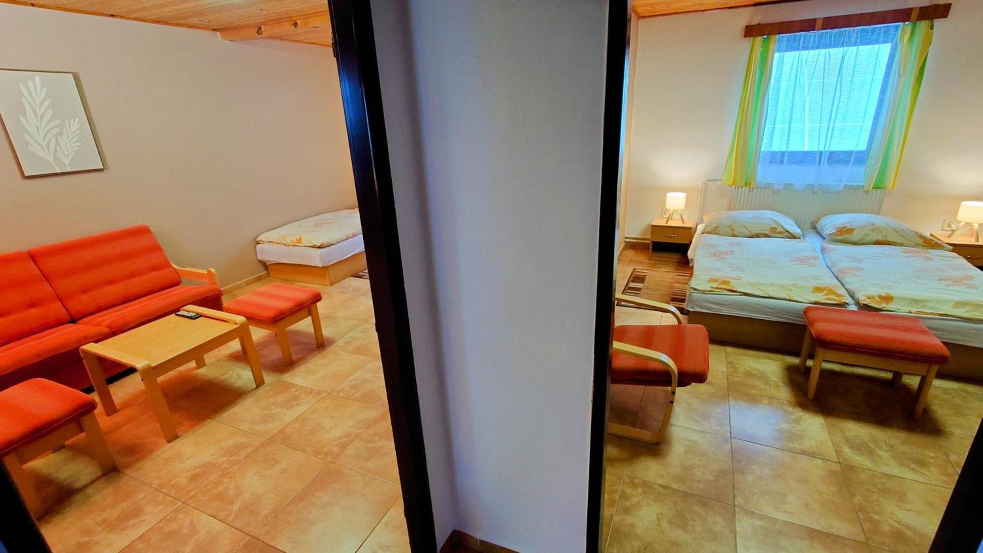 Raj Sportovni A Rekreacni Resort Branzez Knezmost Экстерьер фото